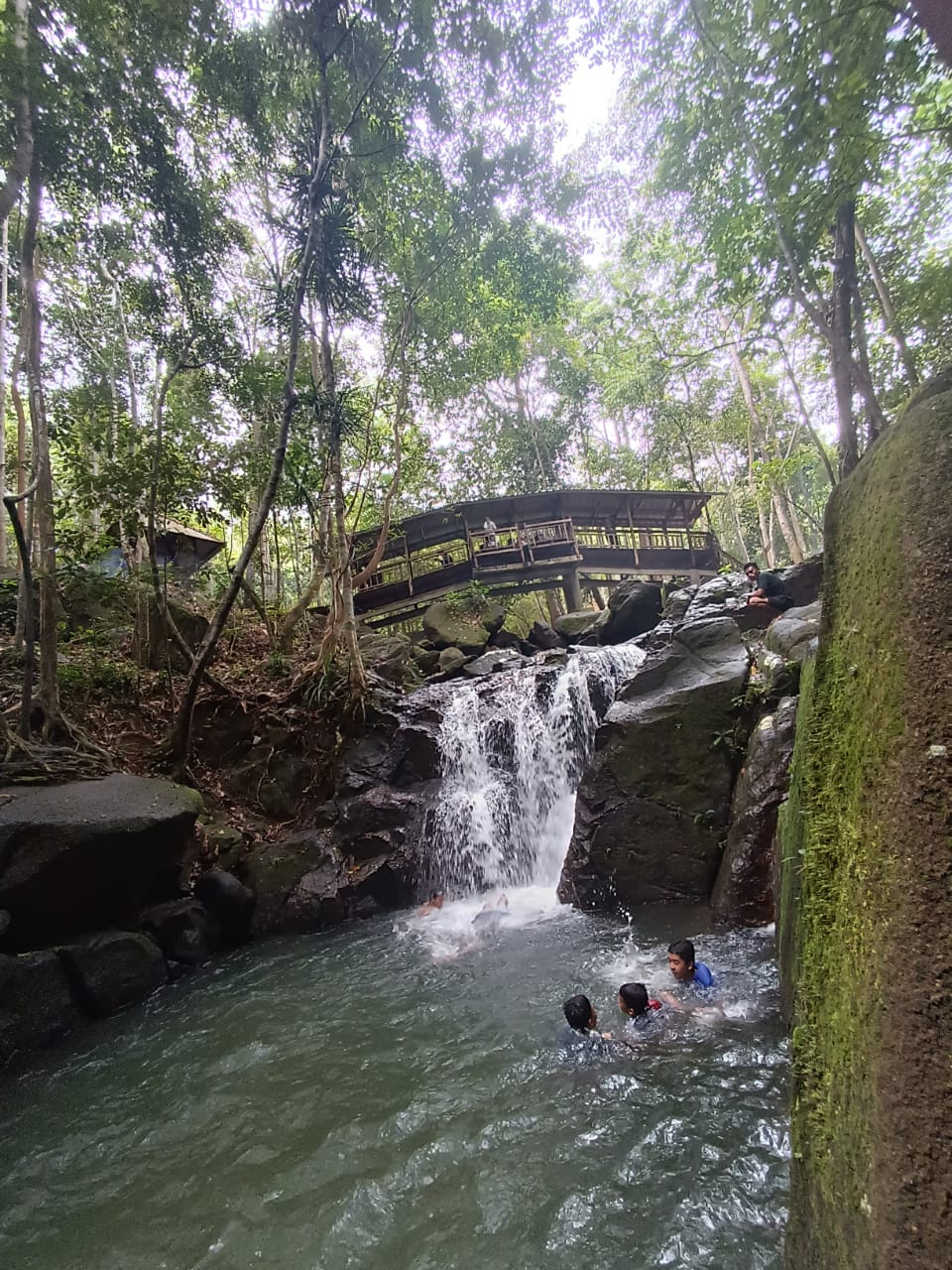 Wisata Air Terjun C2